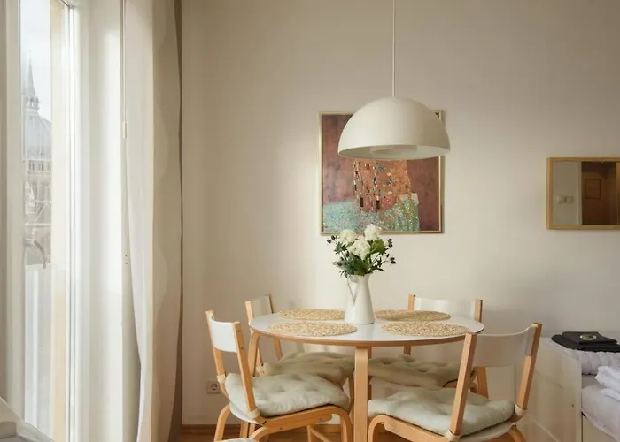 Modern In Prime Location Apartamento Viena