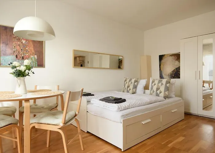 Modern In Prime Location * Viena